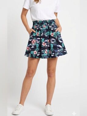 🚩Hot Topic Tropical Print Skater Mini Skirt with Smocked Waist & Pockets Size XS